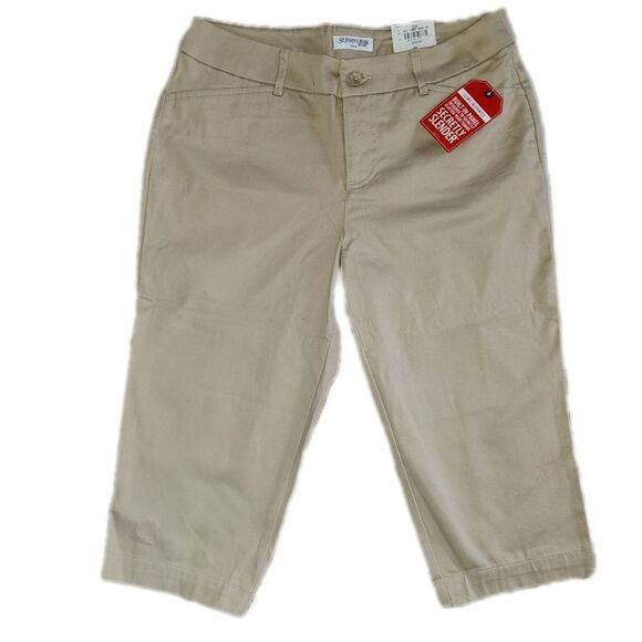 New St Johns Bay Secretly Slender Classic Fit Capri Khaki Beige 8p 8 petite nwt - Picture 1 of 4
